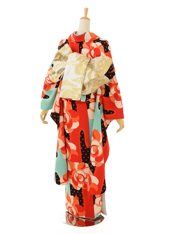 ポリエステル振袖 玉城ティナ×キスミス 刺繍 鶴 カラー胴裏 身丈168cm ポリエステル振袖 玉城ティナ×キスミス 刺繍 鶴 カラー胴裏 身丈