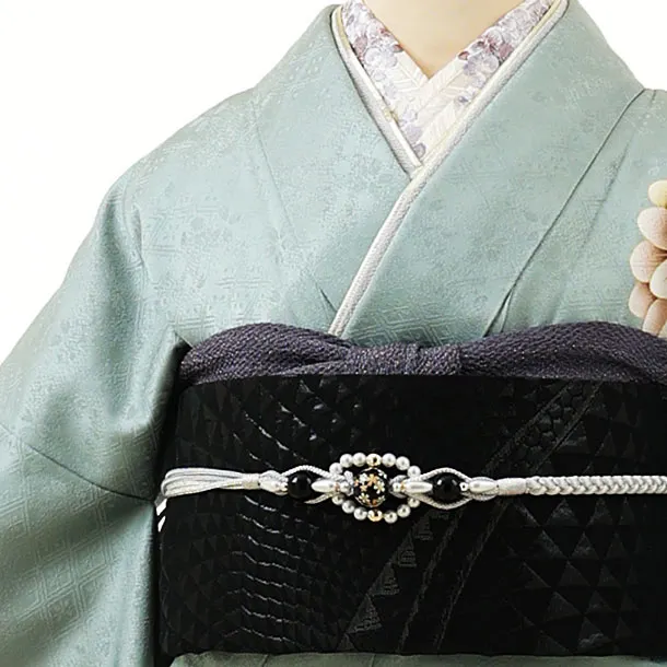 グレーの落ち着いた菊のぼかし振袖フルセット グレーの落ち着いた菊のぼかし振袖フルセット