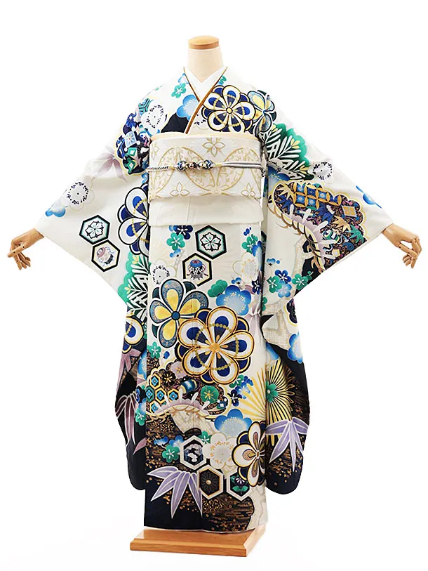 振袖レンタル1470　白地 松竹梅 吉祥文様