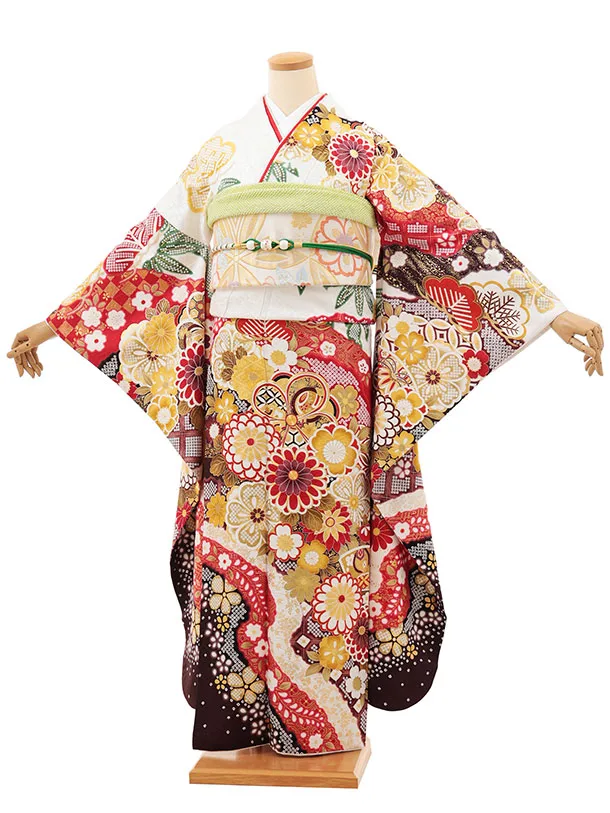 振袖レンタル447白に紅型風 | 着物レンタルの京都かしいしょう