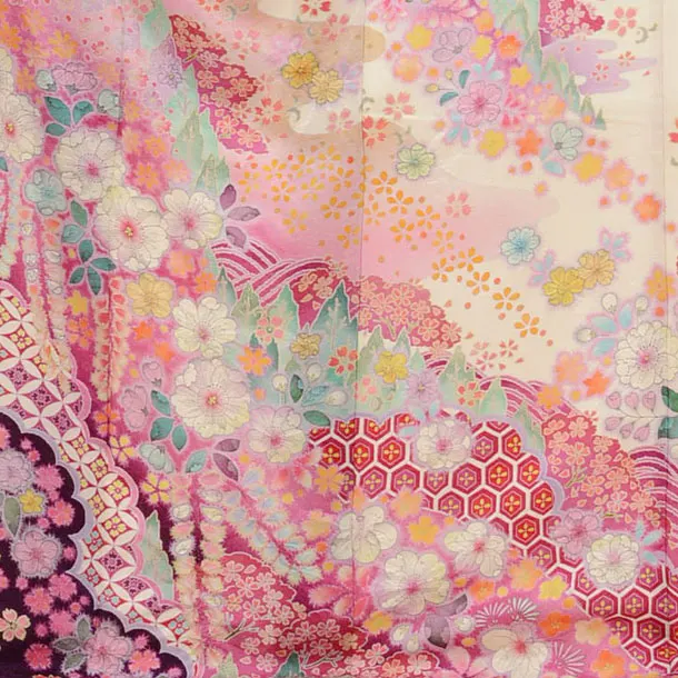 振袖レンタルE024白辻が花春模様 | 着物レンタルの京都かしいしょう