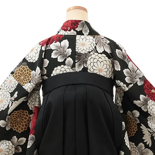 卒業式袴レンタル1976 黒地菊×黒 | 着物レンタルの京都かしいしょう