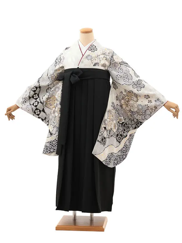 卒業式　袴　150 レトロ 黒/オールブラック 無地 個性的 人と被らない 大人っぽい