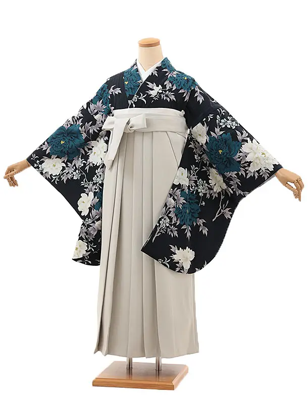 卒業袴T086　紺銀通し花×薄ベージュ レザー調