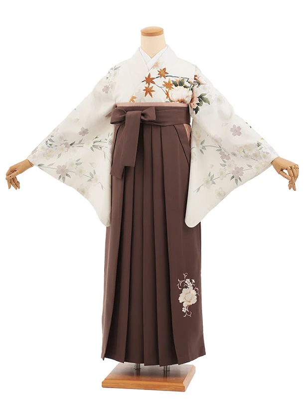 先生,教員向け袴レンタルT249　オフ白桜牡丹×ブラウン