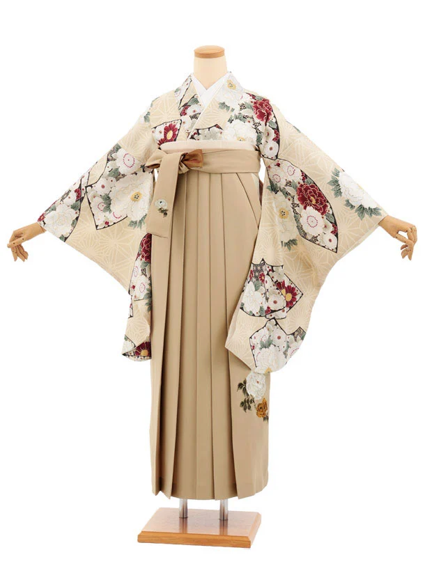 卒業式袴レンタルT513 ベージュぼたん花扇 × モカベージュ