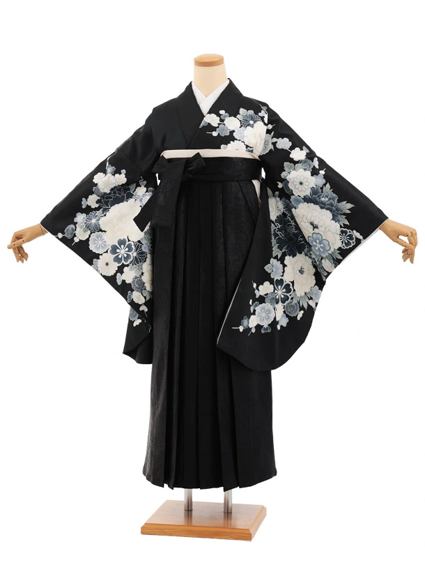卒業式袴レンタルT533 黒地ぼたん × 黒