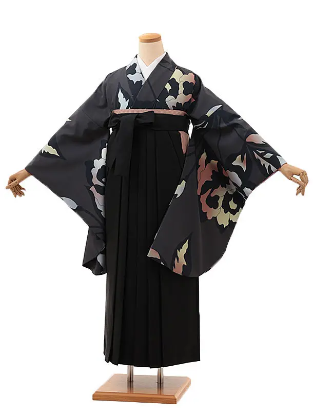 ふくよかサイズ】卒業袴レンタル V497 グレー地 御所車に桜×黒