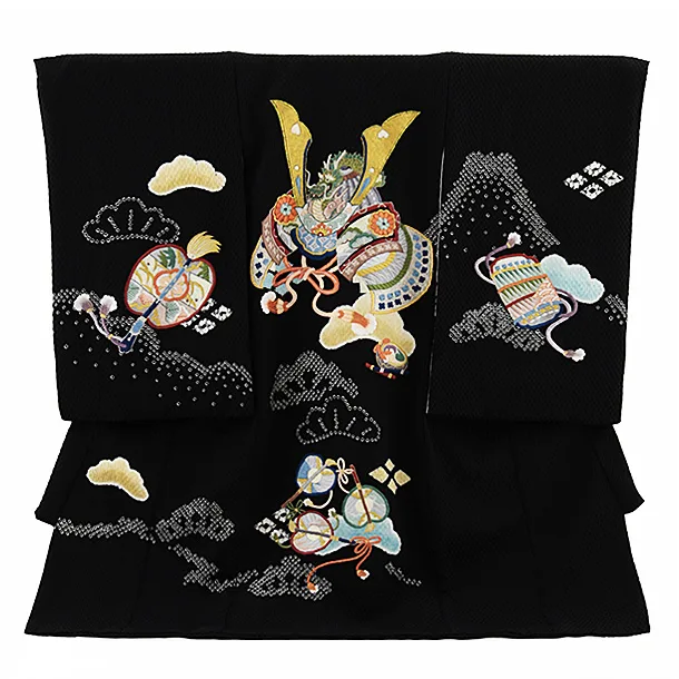 男児産着 お宮参りレンタル2639【正絹】黒地 兜刺繍に軍配