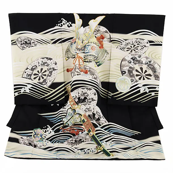 男児産着 お宮参りレンタル2685 黒地 兜に源氏車