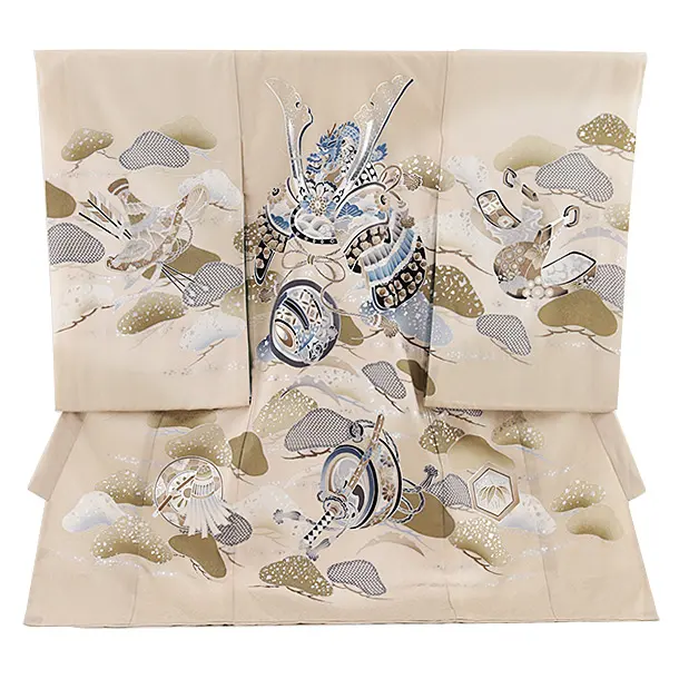 【新品】お宮参り 着物 男の子 産着 ペールベージュ 兜 亀甲 花菱 正絹 楽天市場】お宮参り 着物 男の子 絹 正絹 掛け着 産着 ベージュ
