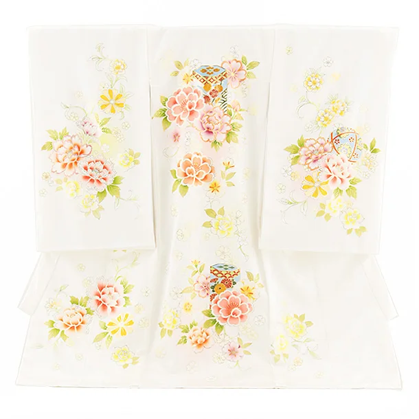 女児産着 お宮参りレンタル2656【正絹】白地 貝桶に牡丹