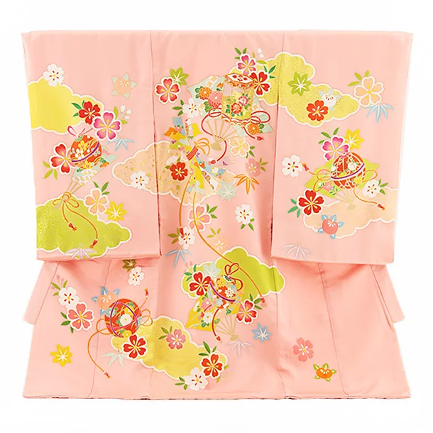 女児産着 お宮参りレンタル2668【正絹】伝産京友禅 ピンク地 扇と貝桶 鞠 鈴