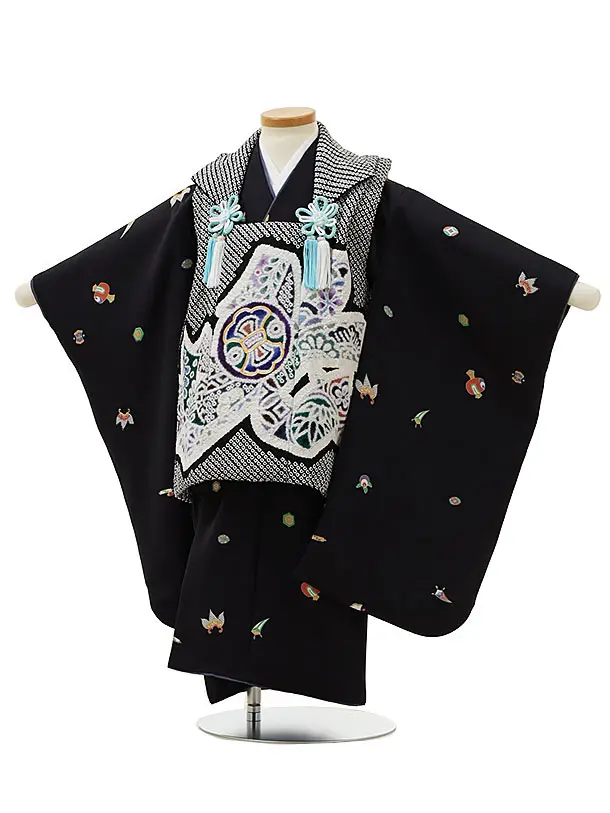 七五三(3歳男児被布)W404【正絹】黒刺繍宝尽くし×黒絞り柄