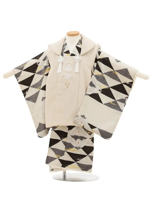 七五三(3歳男児被布)W411 LOWRYS FARM 薄ベージュうろこ 対い鶴