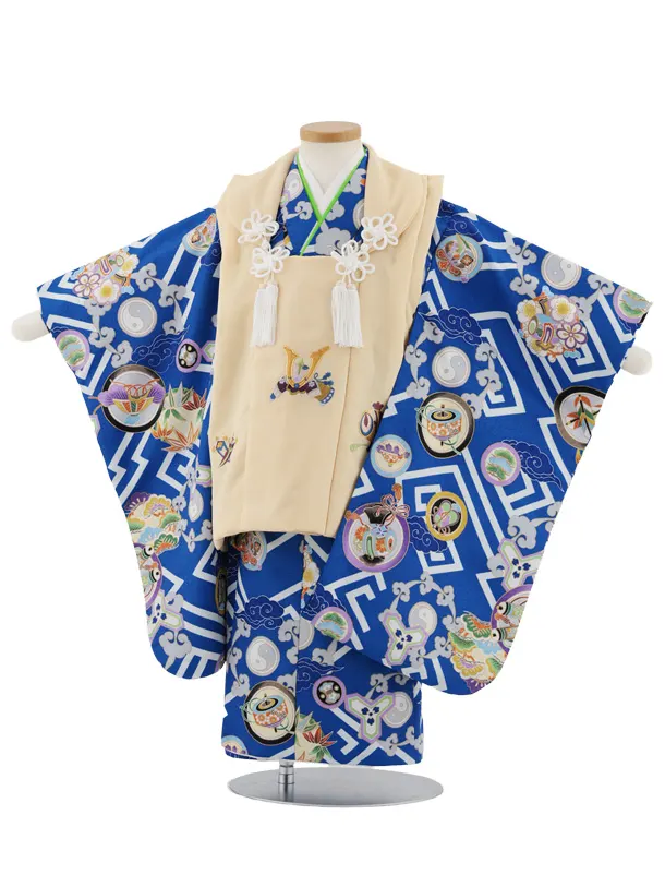 七五三レンタル(3歳男児被布)W570 ベージュ刺繍兜×青丸紋に吉祥文様