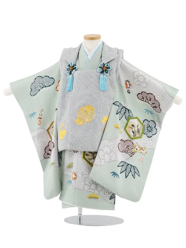 七五三(3歳男児被布)W575【正絹】グレー金コマ刺繍宝尽くし×ヒワ吉祥文様