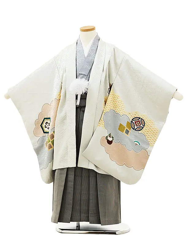 七五三(5歳男袴)X146【高級正絹】淡グレーぼかし松に兜x黒グレー