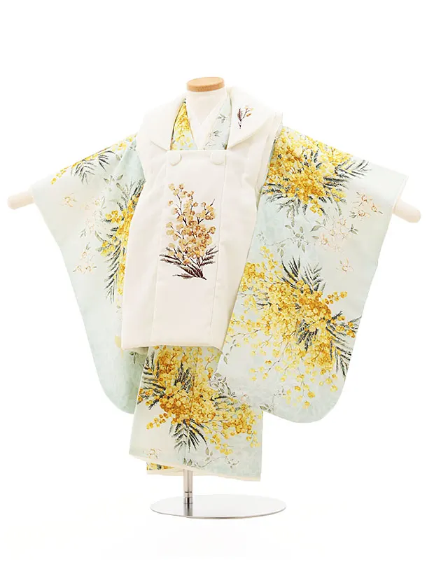 503ag11着物のみ□七五三 三歳 女児 着物&被布 金彩 梅 菊 □美品 七五三(3歳女児被布)4229オフホワイト刺繍菊梅×赤ねじり梅