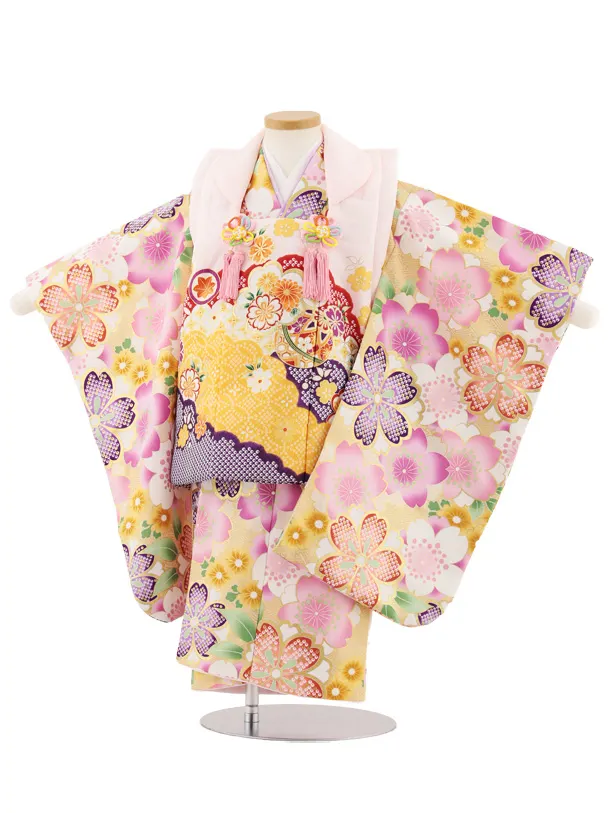 七五三レンタル(3歳女児被布)4891 ピンク雲取り鞠×ベージュ地桜