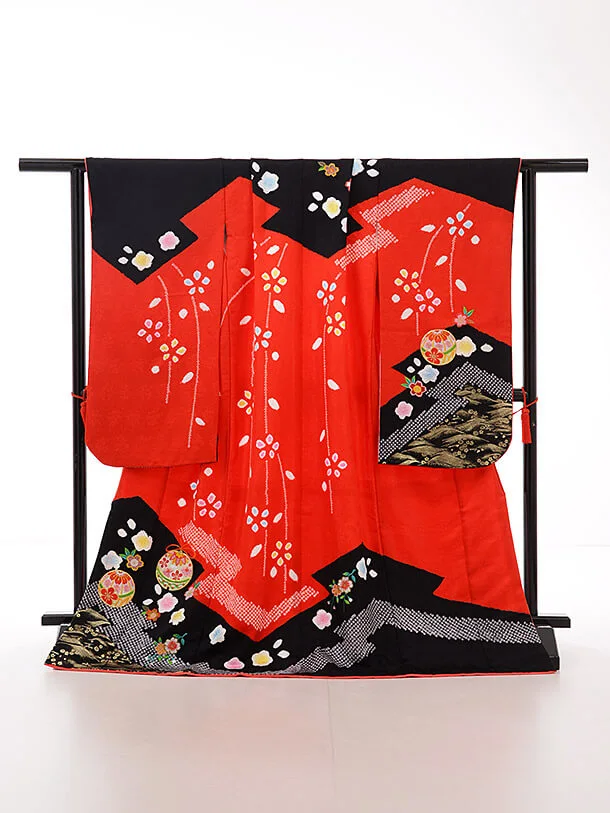 七五三レンタル(7歳女袋帯)7632 正絹 黒赤 鈴まり 刺繍 | 着物レンタル