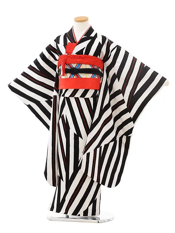 七五三レンタル(7歳女児袋帯) 7837 正絹 黒 裾赤桜まり | 着物