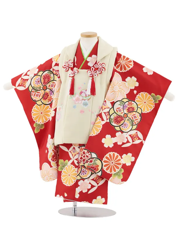 七五三レンタル(3歳女児被布)S065 ベージュ刺繍 桜鞠×赤ねじり梅