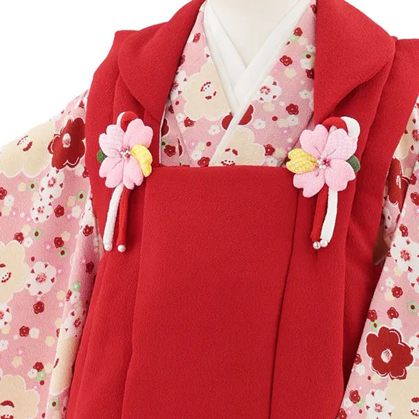 七五三レンタル(3歳女児被布)S099 赤地×ピンク ちりめん椿梅 | 着物
