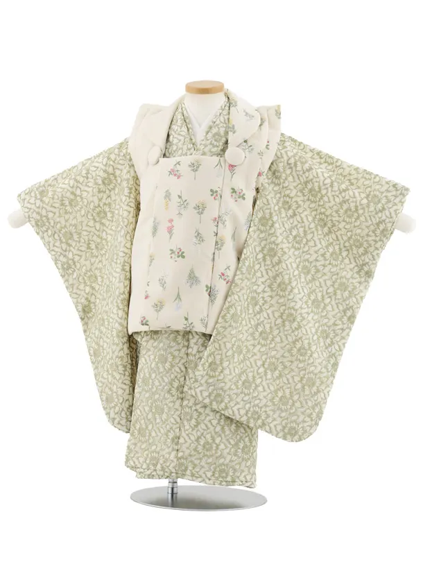 七五三(3歳女児被布)S101 ベージュ片身替り花×グリーンレースフラワー