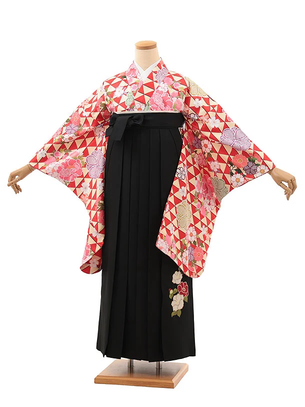 小学生卒業式略式袴(女の子) Z633 クリーム赤うろこ花×黒椿