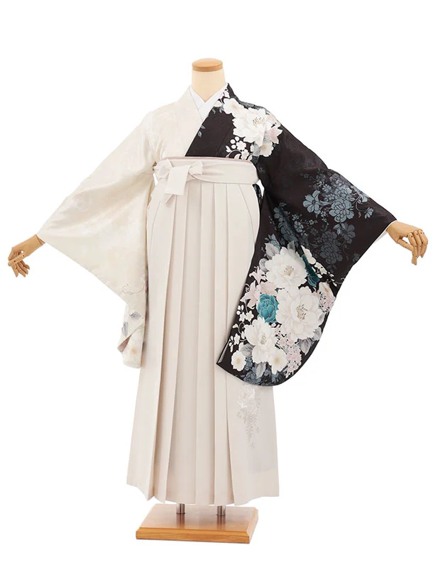 小学生卒業式かんたん袴(女の子) Z858 黒クリーム染め分け花×アイボリー