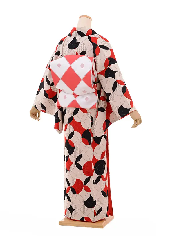 小紋602(化繊)ﾓﾀﾞﾝｱﾝﾃﾅ 赤黒七宝 | 着物レンタルの京都かしいしょう