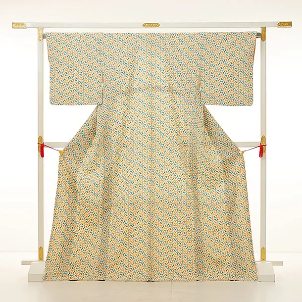 小紋　フルセット　着物　正絹　オレンジ　葉の地紋　G1 小紋1051 アイボリーブルーオレンジ 風車(正絹) | 着物レンタル