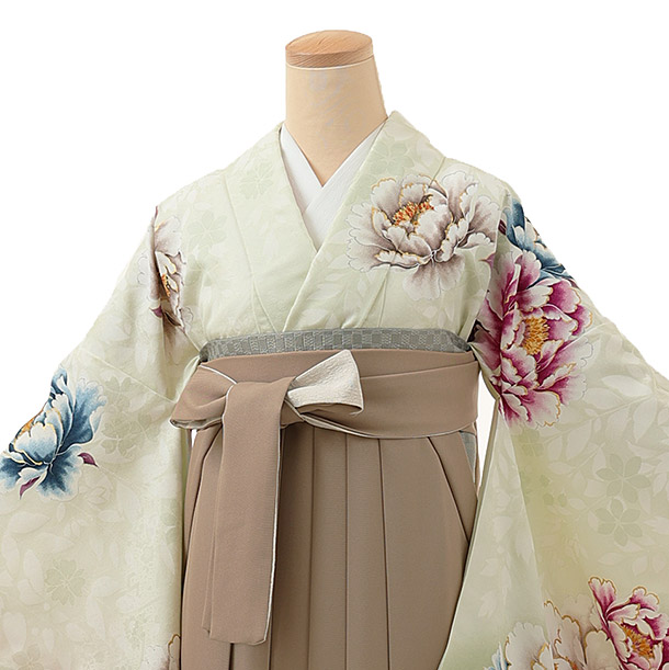 卒業袴1280うすヒワ色牡丹xモカブラウン | 着物レンタルの京都かしいしょう