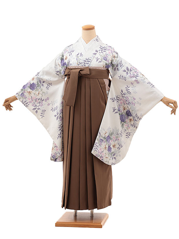 卒業式袴レンタルh461白地桜×ﾌﾞﾗｳﾝ袴 | 着物レンタルの京都かしいしょう