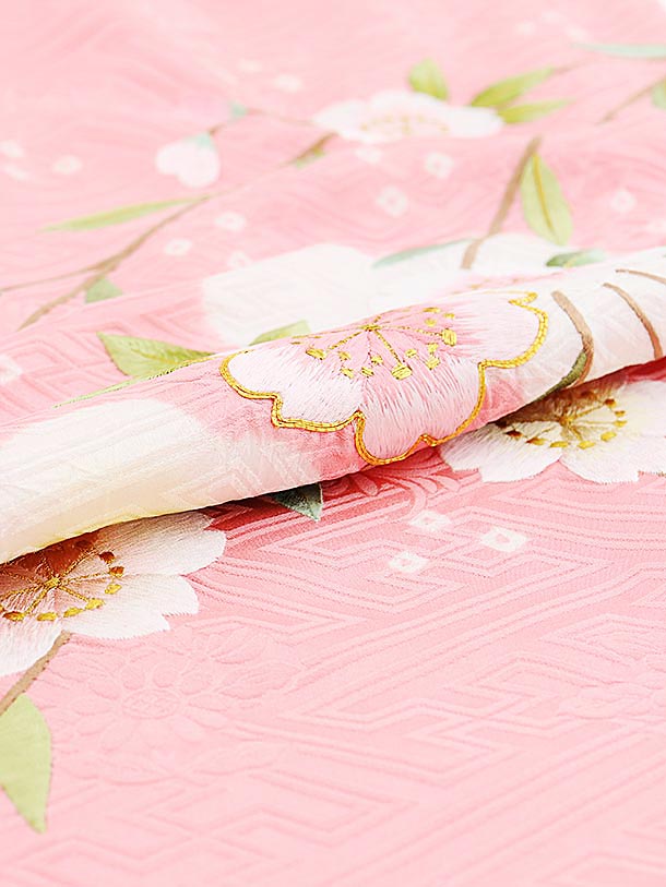 高級正絹産着レンタル 女の子 お宮参り 正絹 1596 ピンク 絞り桜 鞠刺繍 | 着物レンタルの京都かしいしょう