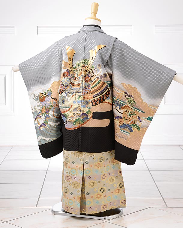 かんたん753レンタル(5歳男の子袴)0520ｸﾞﾚｰ×黒兜.ﾍﾞｰｼﾞｭ袴 | 着物レンタルの京都かしいしょう
