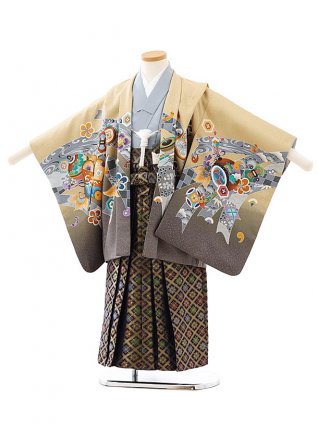 七五三レンタル(5歳男袴)F540ベージュ裾グレーかぶとx紺金菱袴