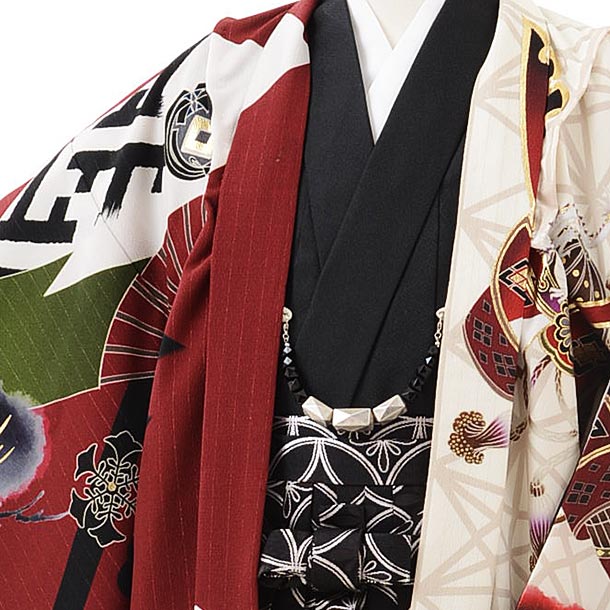 ｼﾞｭﾆｱ袴男児Z165 JAPANSTYLE絵羽鷹に松白赤×黒袴 | 着物レンタルの京都 