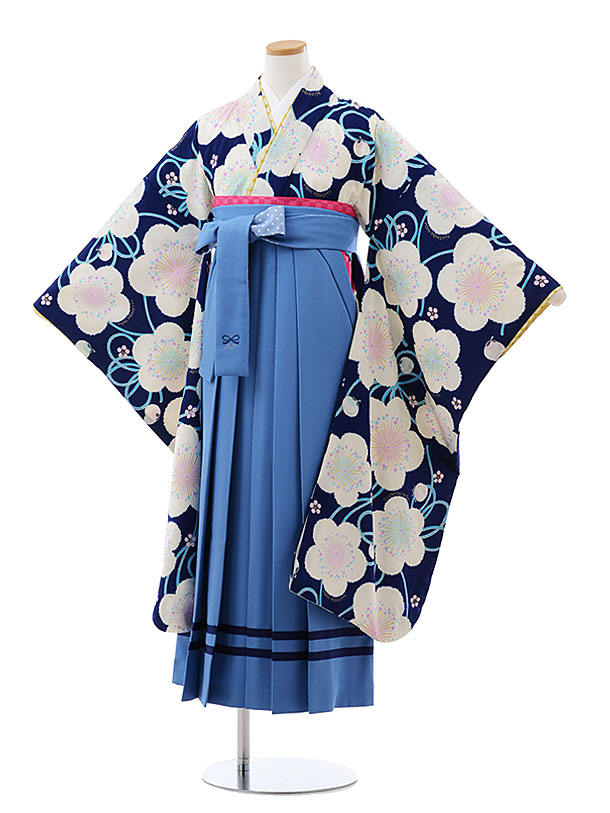 卒業袴ﾚﾝﾀﾙ Z092 ﾎﾟﾝﾎﾟﾈｯﾄ 紺地 梅xﾌﾞﾙｰ袴 | 着物レンタルの京都かしい 