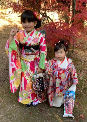 被布コートと袖が同じ柄の、おしゃれな着物 | 着物レンタルの京都かしいしょう